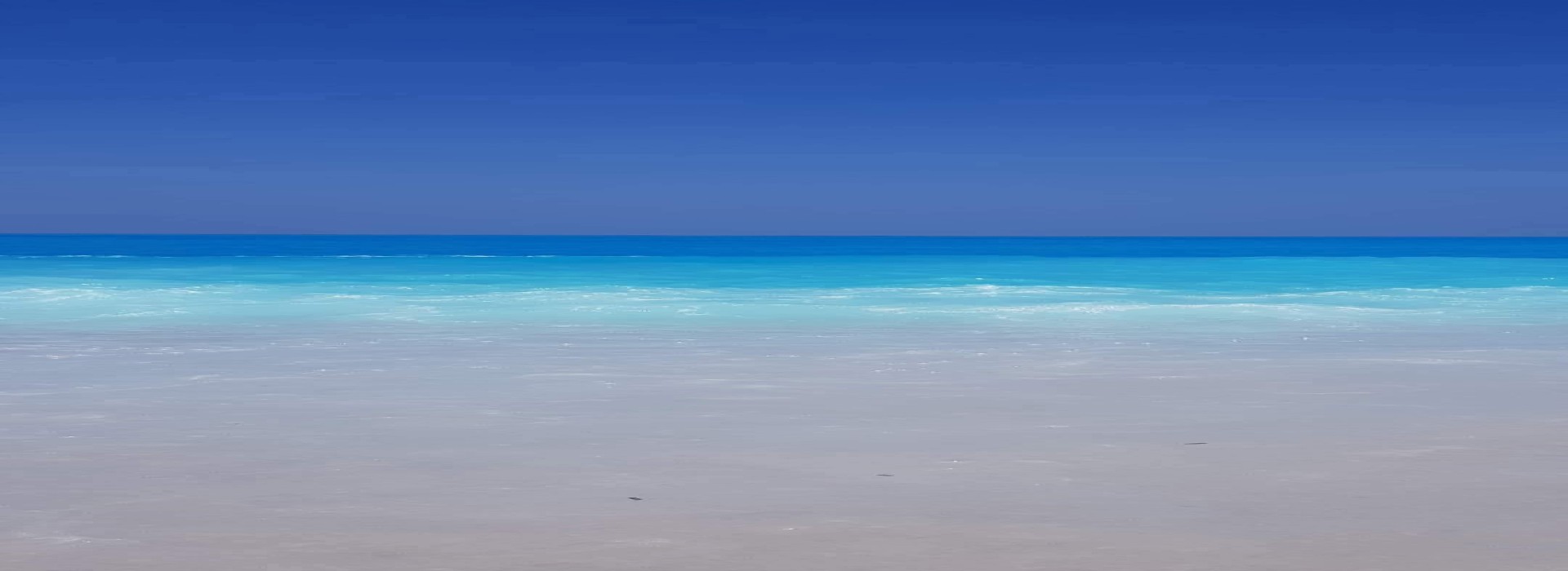 STUNNING BLUE